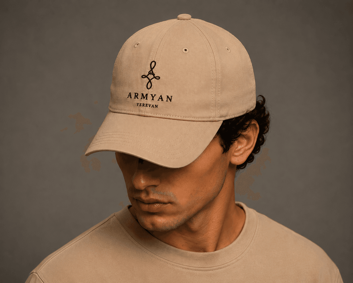 ARMYAN Logo Cap in beige — front